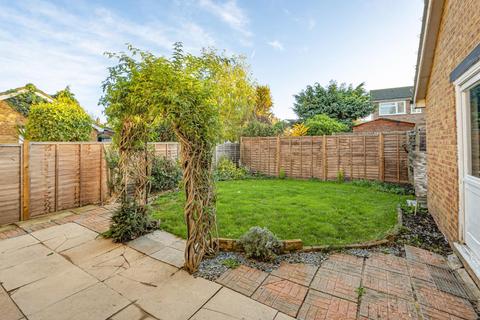 19 Ingleside, Colnbrook, Slough, SL3 0PD