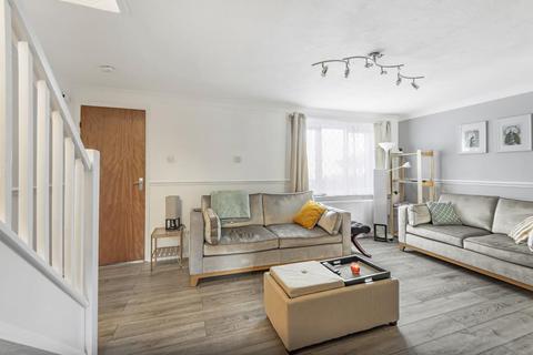 19 Ingleside, Colnbrook, Slough, SL3 0PD