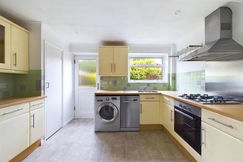 3 bedroom end of terrace house to rent, Westhorpe Road, Marlow SL7