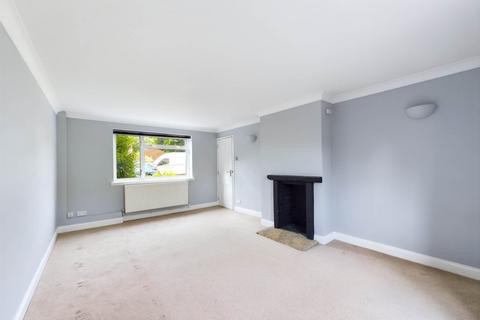 3 bedroom end of terrace house to rent, Westhorpe Road, Marlow SL7