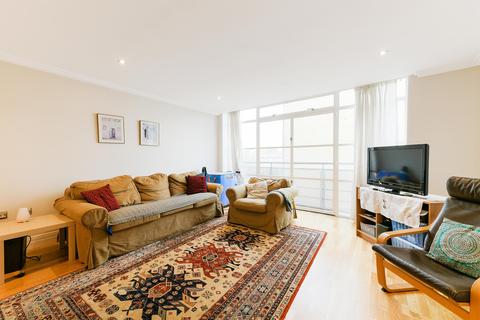 Apartment 17, 2 Point Wharf Lane, Brentford, TW8 0EA