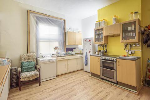 The Round House Kinsley Road, Knighton, LD7 1DY