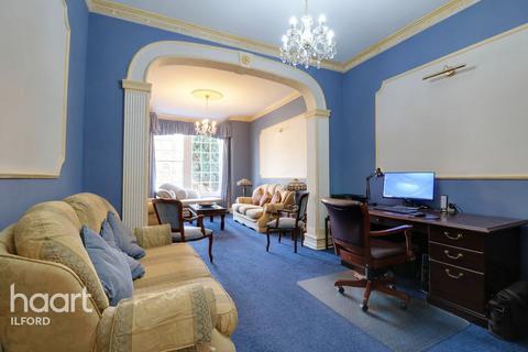 46 Aberdour Road, Ilford, IG3 9SB