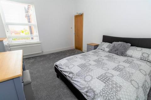 5 bedroom house share to rent, Room 4 @ 335 Hungerford Road, Crewe, CW1