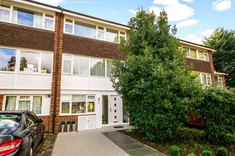 67 Ashburnham Road, Richmond, TW10 7NJ