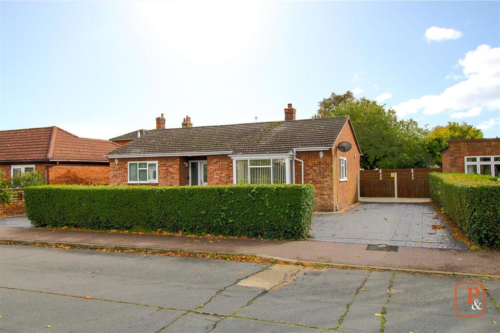 Baden Powell Drive, Prettygate, Colchester CO3 2 bed detached bungalow