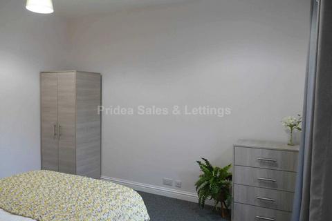 1 bedroom in a house share to rent, Monks Road, Lincoln