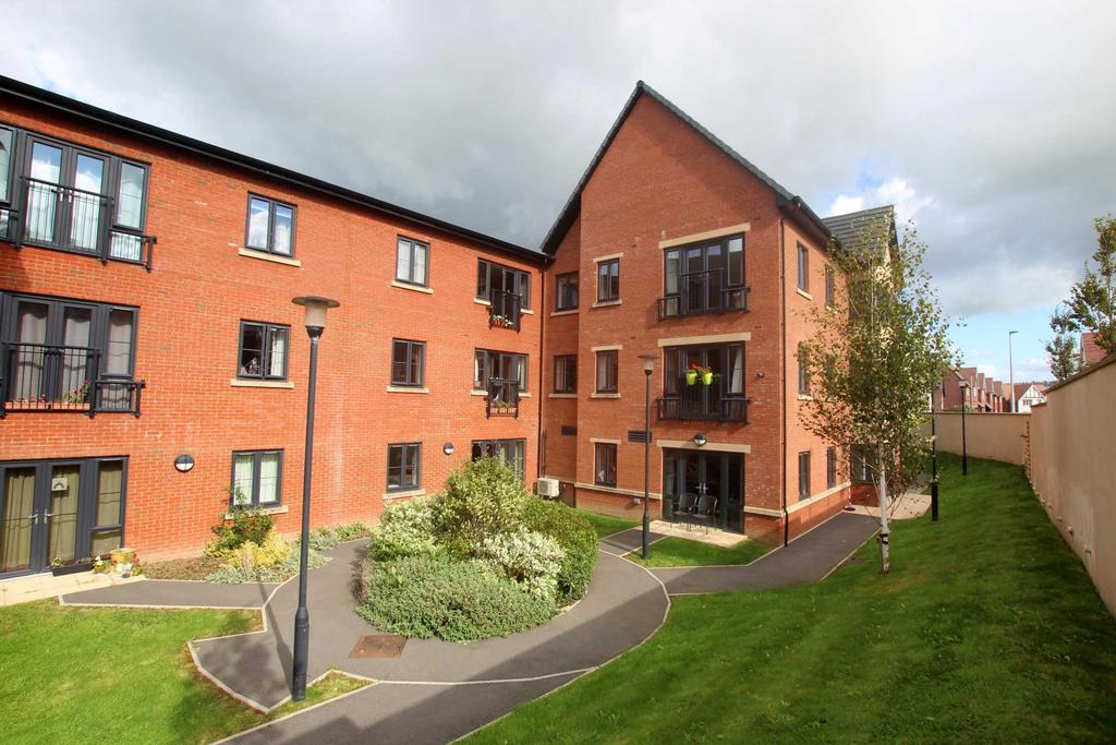 Moreton Court, Bideford 2 bed retirement property for sale £135,000