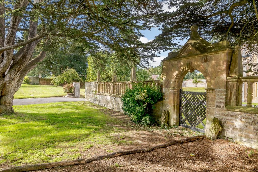 Shapwick Manor