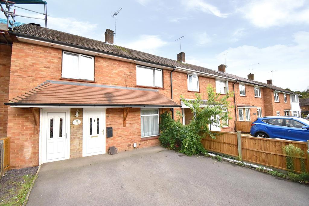 Calfridus Way, Bracknell, Berkshire... 3 bed terraced house £390,000