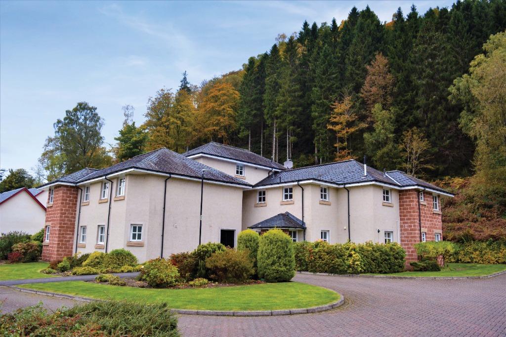 Tulipan Court, Flat 1, Callander, Stirling, FK17 8AQ 2 bed ground floor