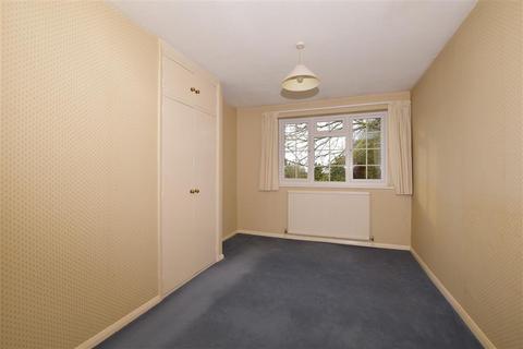 16 Bawtree Close, Sutton, SM2 5LQ