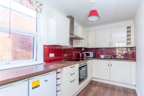 26 Riverside Close, London, W7 1BY