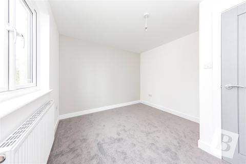 15 Askwith Road, Rainham, RM13 8EL