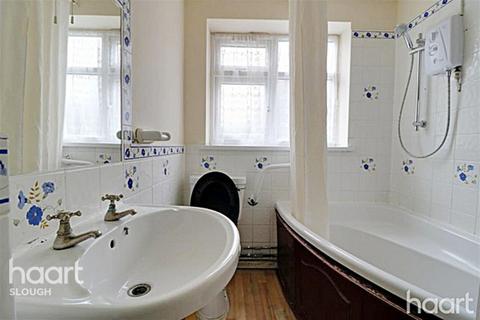 1, Elizabeth Court Yew Tree Road, Slough, SL1 2AH