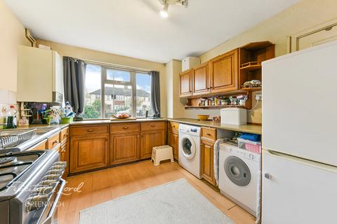 122 Tunnel Avenue, London, SE10 0SD
