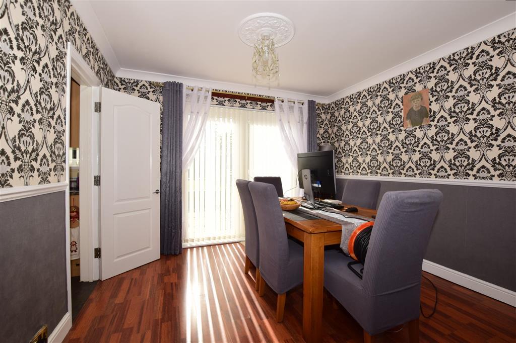 Lounge/Diner