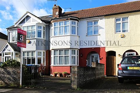 38 Buckingham Close, Enfield, EN1 3JG