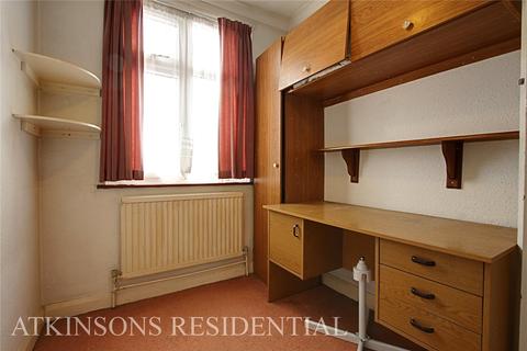 38 Buckingham Close, Enfield, EN1 3JG