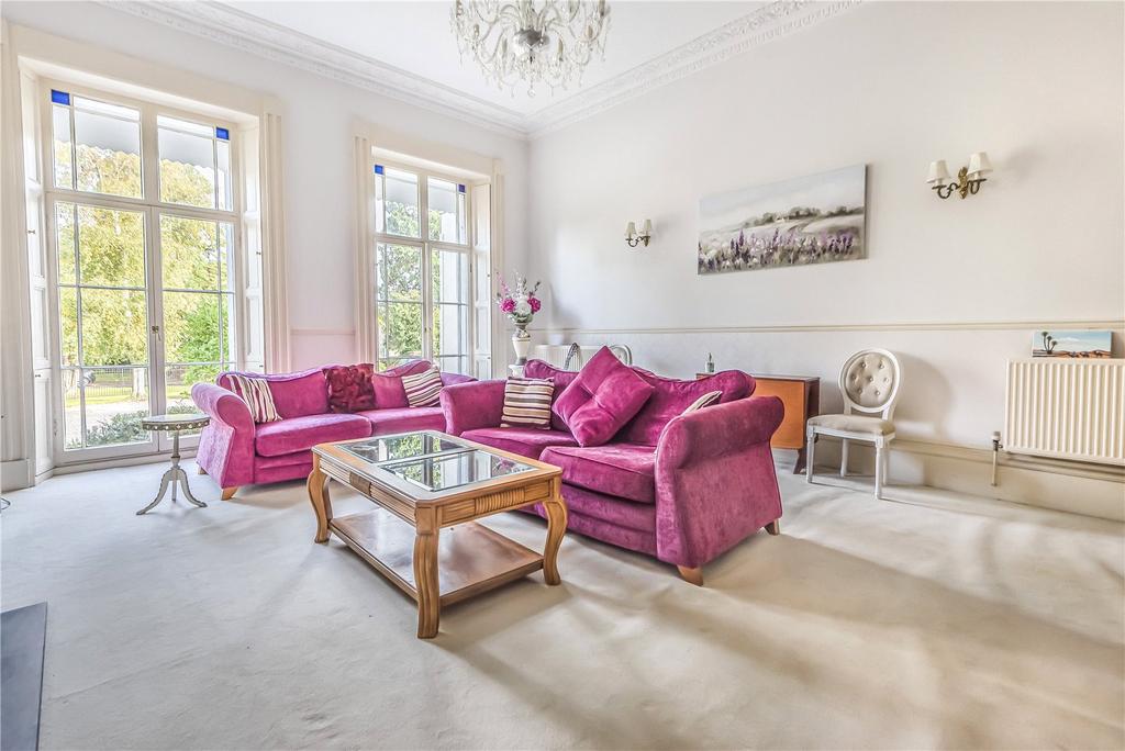 Cleevelands Drive, Cheltenham... 2 bed apartment £425,000