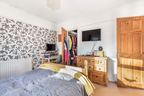 2, Wellers Cottages Faygate Lane, Faygate, Horsham, RH12 4SH