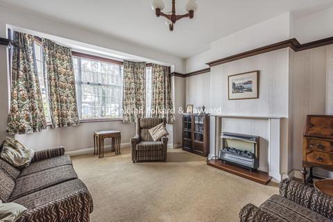 17 Highfield Drive, West Wickham, BR4 9NH