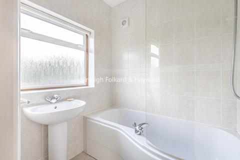 17 Highfield Drive, West Wickham, BR4 9NH