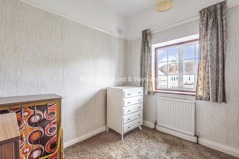 17 Highfield Drive, West Wickham, BR4 9NH