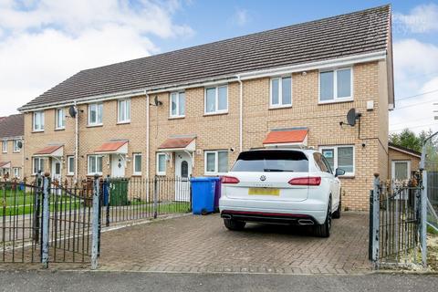 44 Strachur Crescent, Glasgow, G22 6RE
