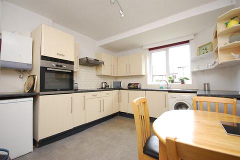 42 Avenue Road, Herne Bay, CT6 8TG