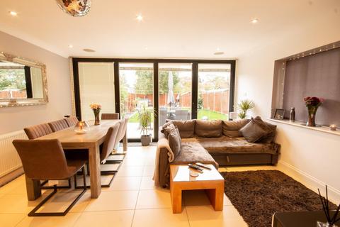 7 Nursery Way, Wraysbury, Staines-upon-thames, TW19 5DT