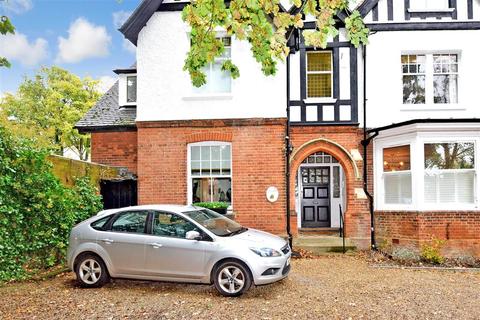 Flat 1, 17 Hartland Road, Epping, CM16 4PF