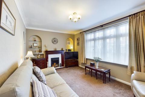 24 New Park Road, Ashford, TW15 1EG