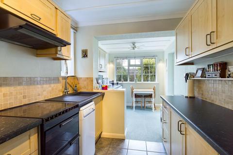 24 New Park Road, Ashford, TW15 1EG