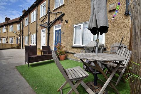 31a Station Road, Chingford, London, E4 7BJ