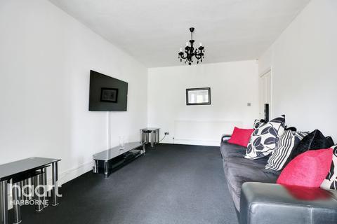 37 Edward Road, Oldbury, B68 0LZ