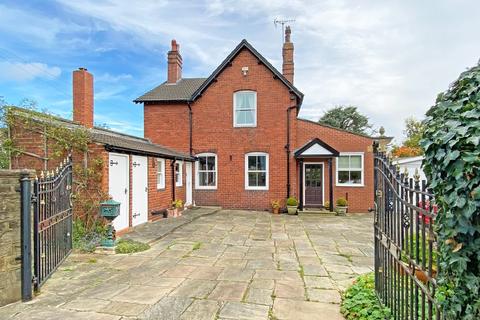 Station House Harrogate Road, Huby, Leeds, LS17 0EF