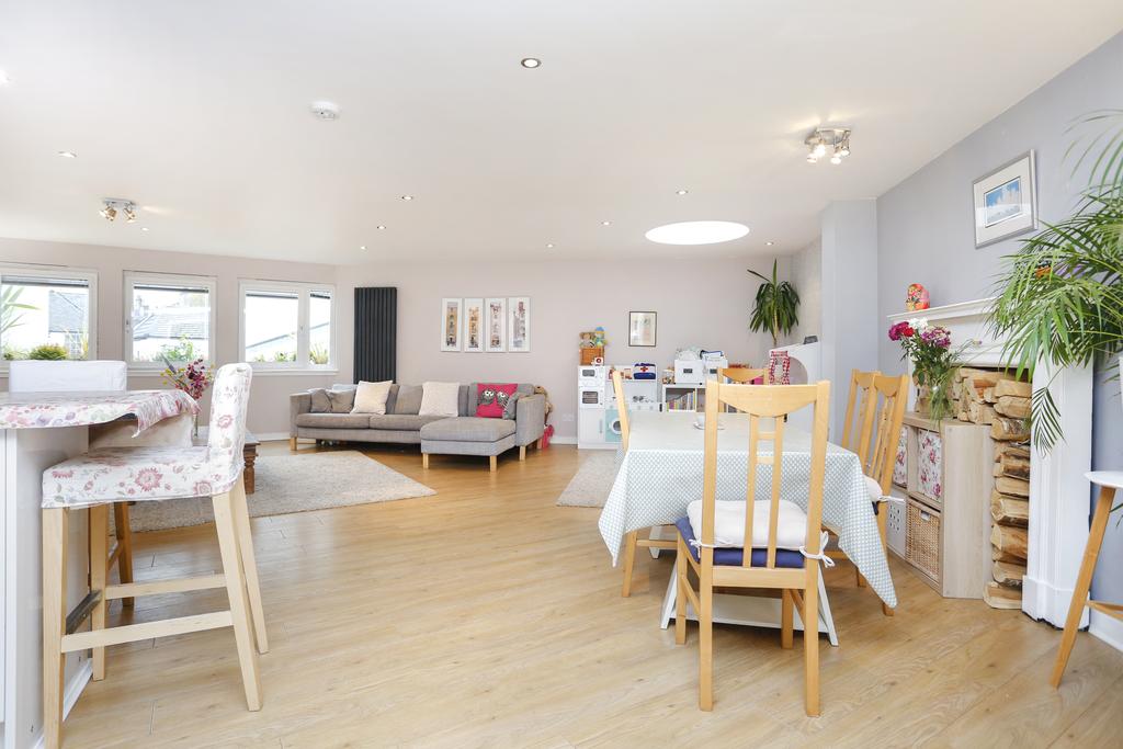 Sitting/Dining Room/Kitchen