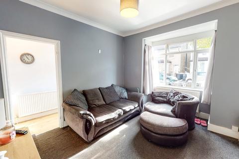 10 Brafferton Road, Croydon, CR0 1AD