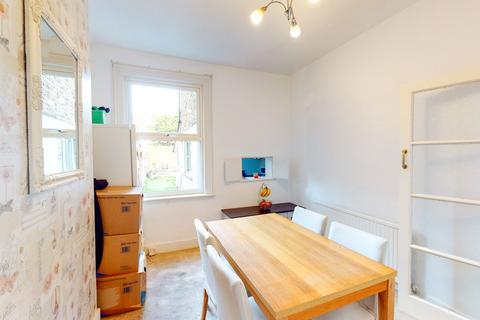 10 Brafferton Road, Croydon, CR0 1AD