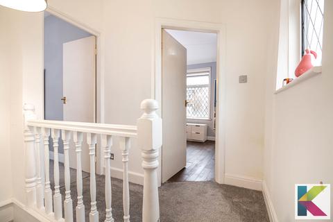 7 Ashes Lane, Springhead, Oldham, OL4 4PF