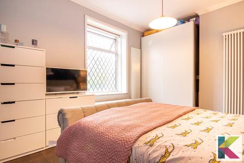 7 Ashes Lane, Springhead, Oldham, OL4 4PF