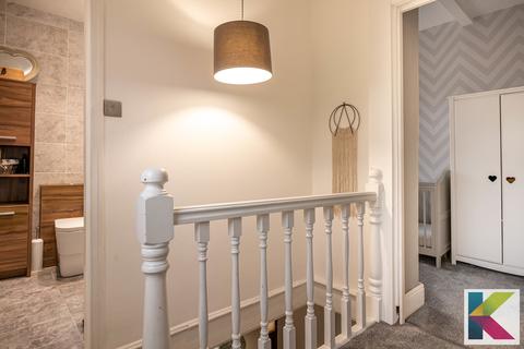 7 Ashes Lane, Springhead, Oldham, OL4 4PF