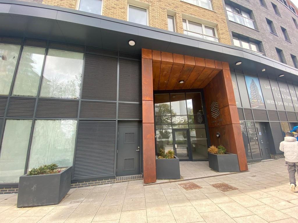 Signia Court Entrance
