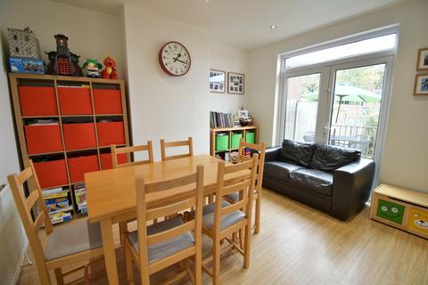 122 Beacon Road, Rolleston On Dove, Burton-on-trent, DE13 9EQ