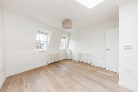 1 bedroom apartment to rent, Lisle Street, Chinatown W1