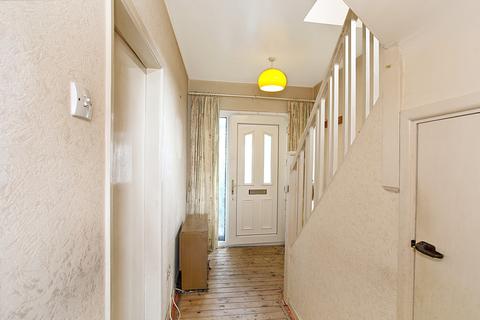 11 Cyprus Grove, Wakefield, WF1 2RU