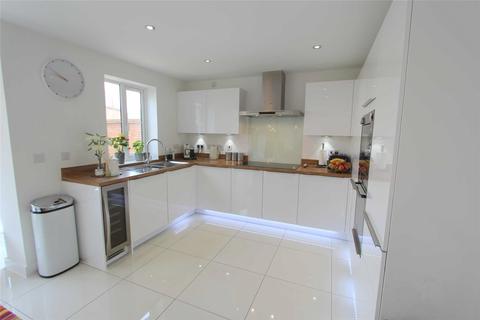 8 Ashbee Crescent, Tadpole Garden Village, Swindon, SN25 2QE