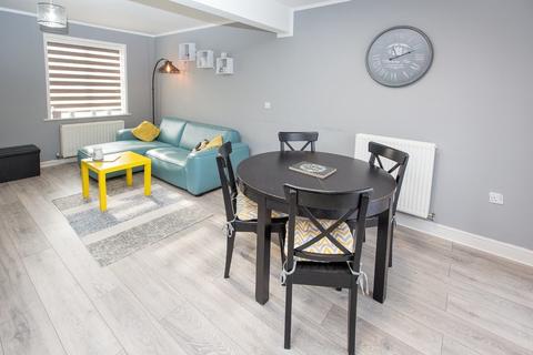 77 Chatsworth Road, Corby, NN18 8PE