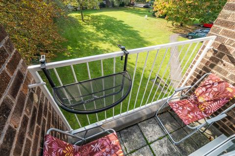 70 Malcolm Way, London, E11 1PW